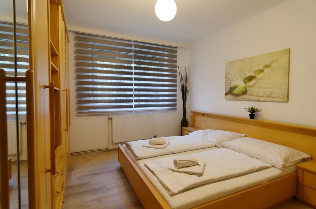 Manu Apartment Hennersdorf Extérieur photo